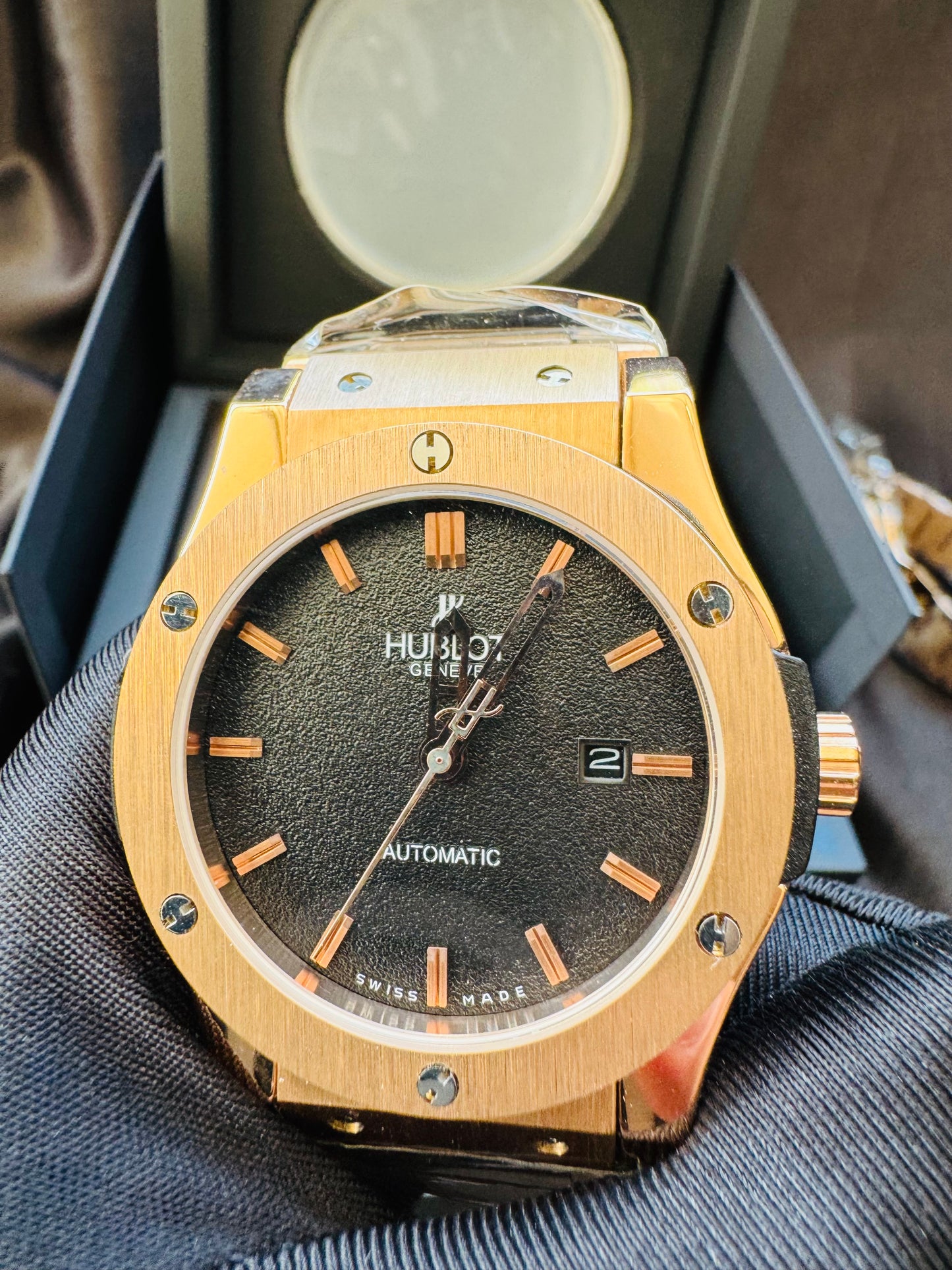 MÁXIMO LUJO! EXCLUSIVO HUBLOT AUTOMÁTICO CARATULA TIPO DIAMANTE 💎 Y LIJA! ELEGANCIA TOTAL!