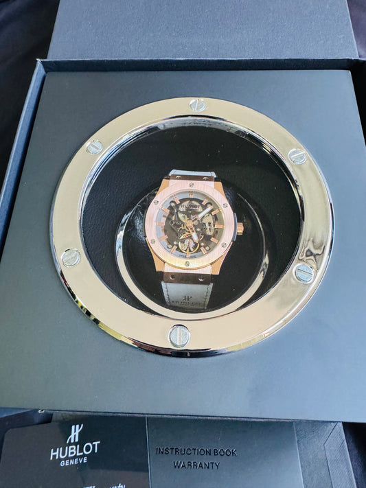 ESPECTACULAR RELOJ HUBLOT SKELETON AUTOMÁTICO MECÁNICO- CRISTAL ZAFIRO- ETC;