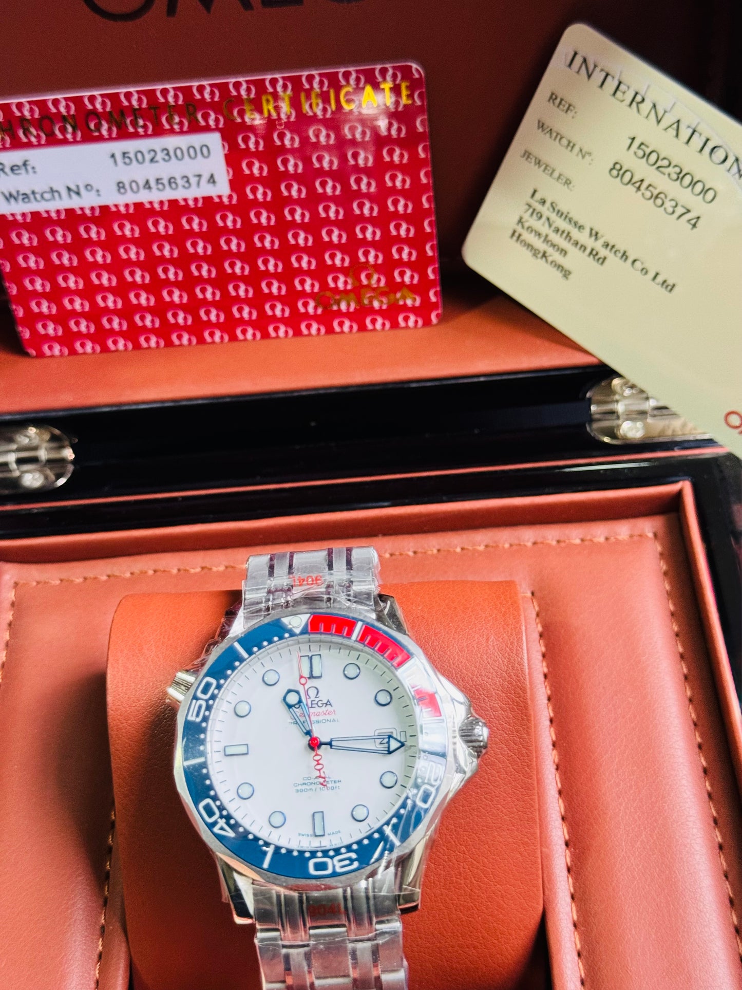 AUDAZ Y VERSÁTIL DISEÑO JAMES BOND 007-OMEGA AUTOMÁTICO SEA MASTER! FECHADOR-LUMINOSO-CRISTAL ZAFIRO-BISEL GIRATORIO ETC