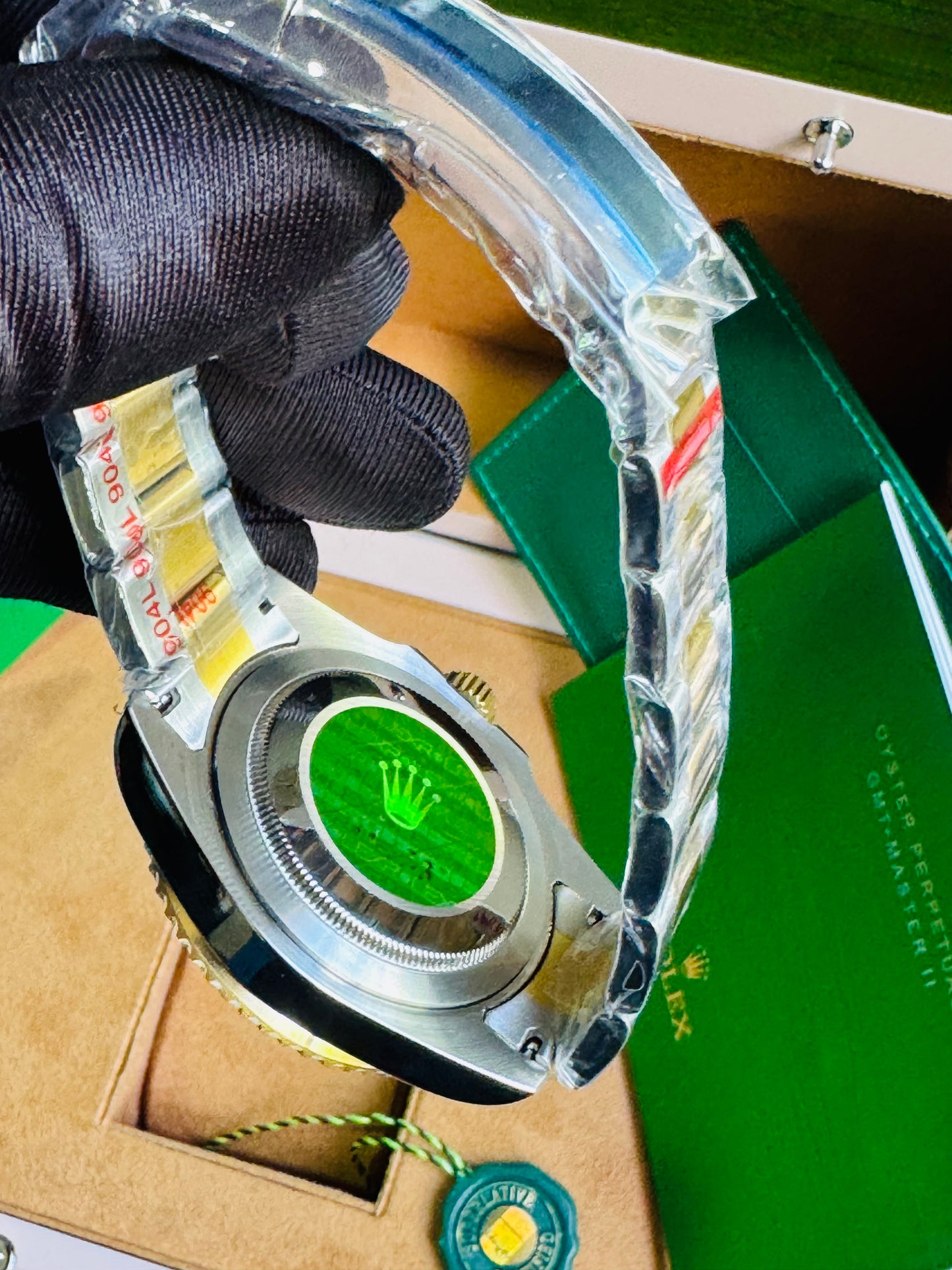 ATEMPORAL ROLEX OYSTER PERPETUAL DATE- CALIDAD Y DISTINCIÓN- FECHADOR - LUMINOSO- CRISTAL ZAFIRO- JOYAS 💎 ETC