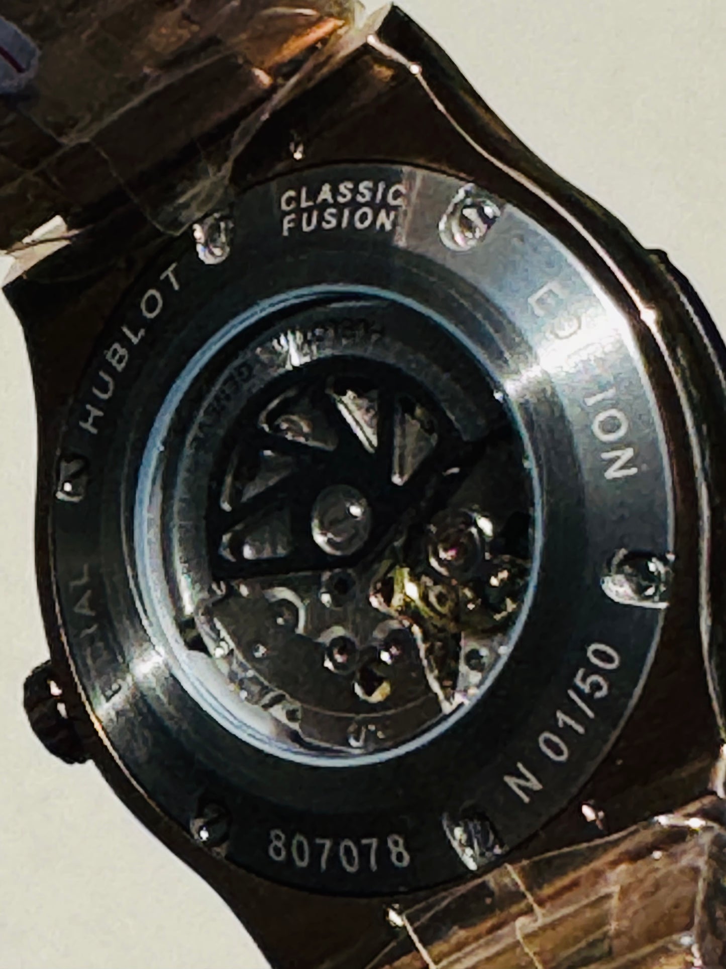 MÁXIMO LUJO! EXCLUSIVO HUBLOT AUTOMÁTICO CARATULA TIPO DIAMANTE 💎 Y LIJA! ELEGANCIA TOTAL!