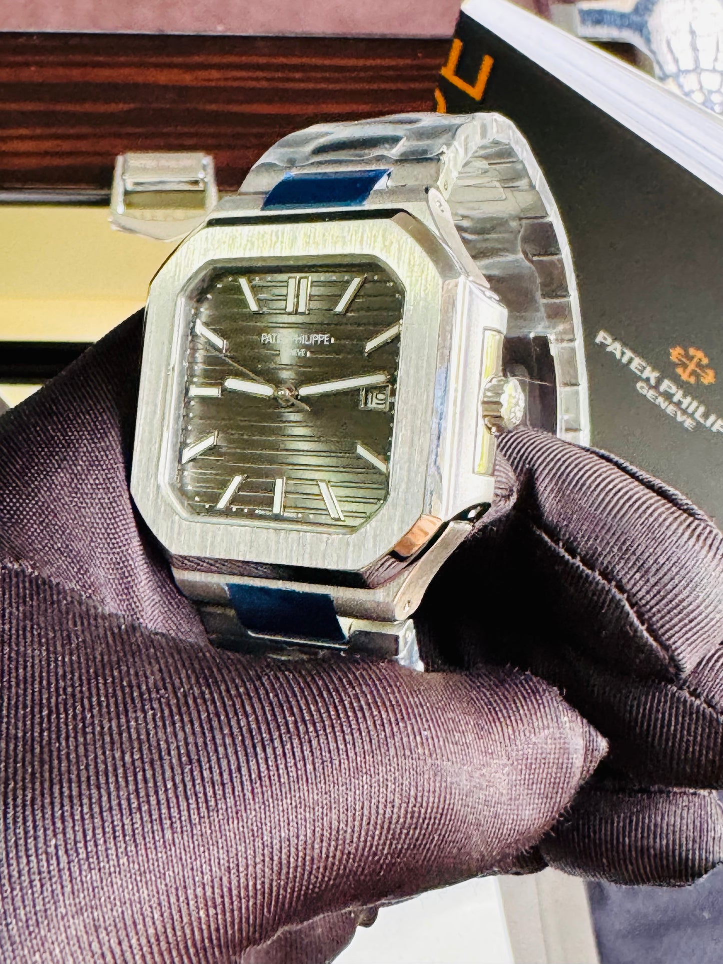 EXCLUSIVO RELOJ PATEK PHILIPPE AUTOMÁTICO- FECHADOR- JOYAS 💎- CRISTAL ZAFIRO- LUMINOSO- ÚLTIMO Y MÁS NUEVO DISEÑO!!!
PRECIO: A TRATAR 

No se hacen Envíos 🚚 

Ventas solo en Cancún 

Información por WHATSAPP 99 81 92 84  65