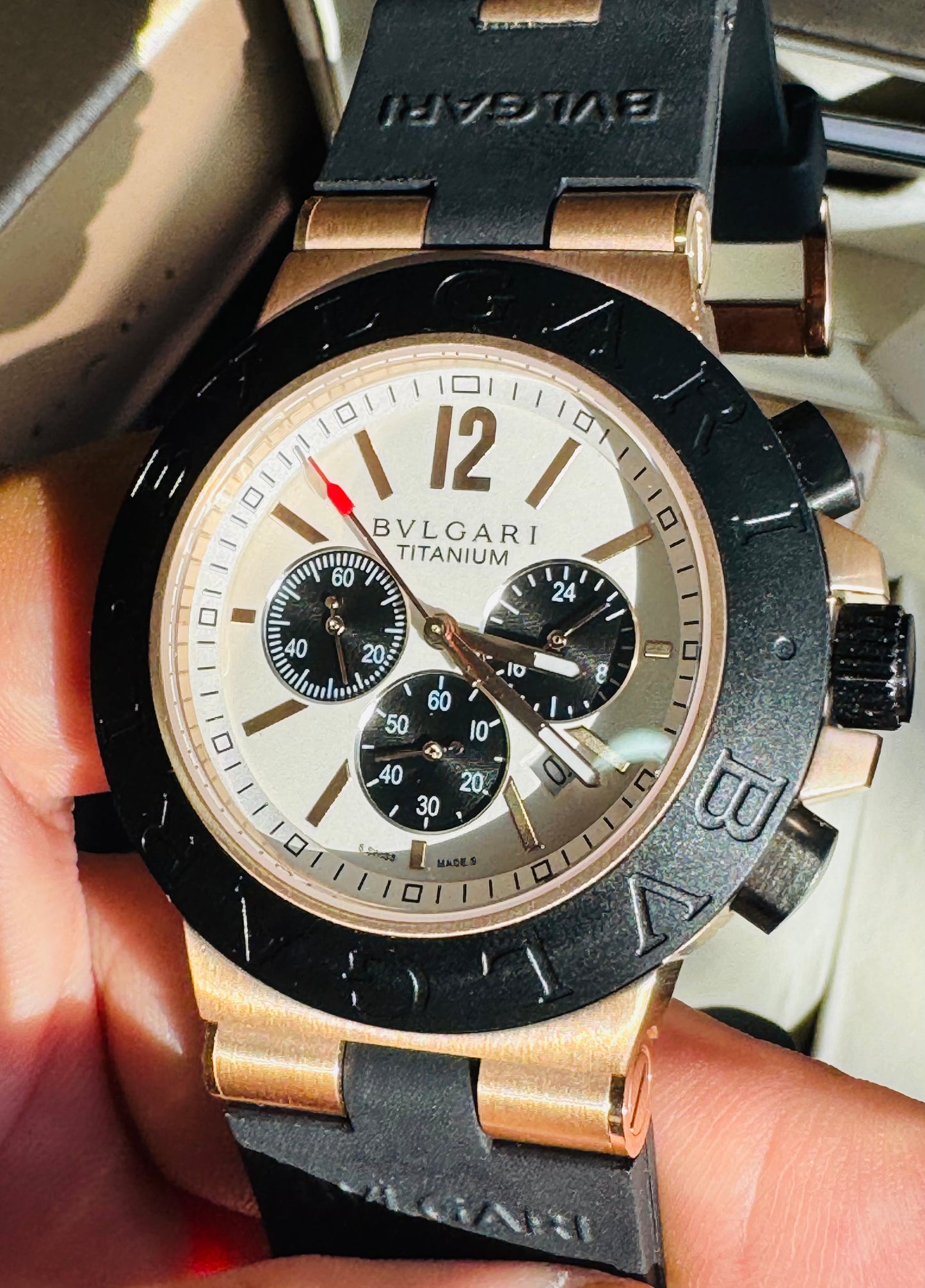 ESPECTACULAR RELOJ AUTOMÁTICO MULTIFUNCIONAL BVLGARI-CRONÓMETRO-SEGUNDERO-2 ZONAS HORARIAS-CRISTAL ZAFIRO-ETC