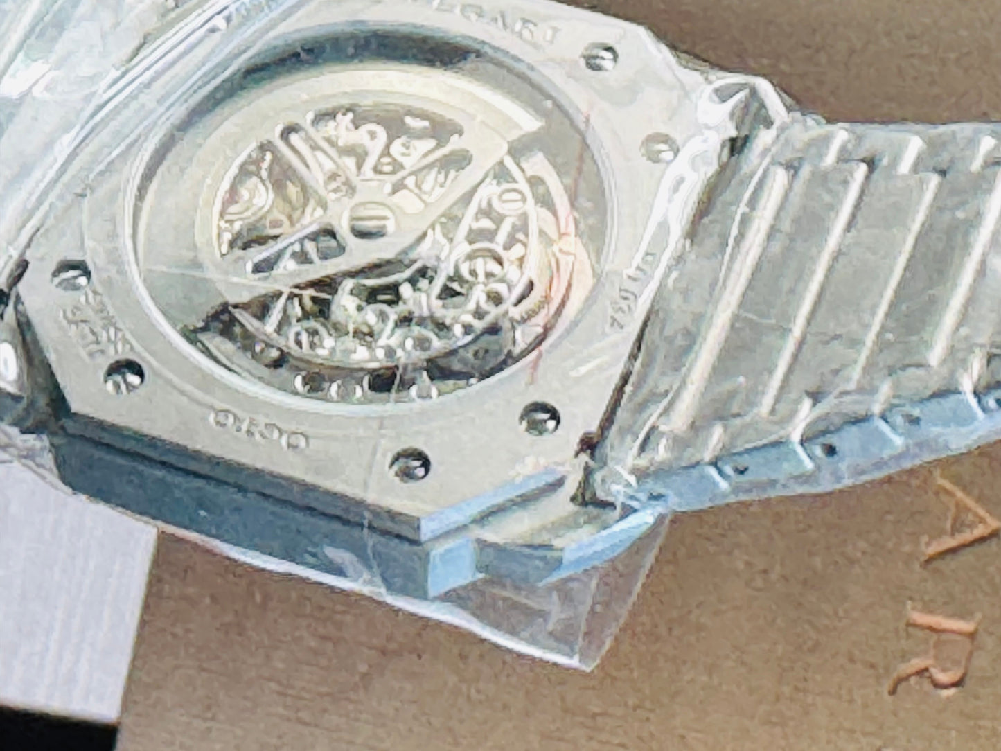 IMPONENTE Y DISTINGUIDO RELOJ AUTOMÁTICO MECÁNICO SKELETON BVLGARI OCTO! HERMOSO DISEÑO Y CALIDAD!!!

PRECIO A TRATAR 

Información por WhatsApp 99 81 92 84 65


NOTA:

No se hacen envíos 🚚  📦 💨!

Las Ventas son solo en Cancún

Nuestro Lema: No somos N