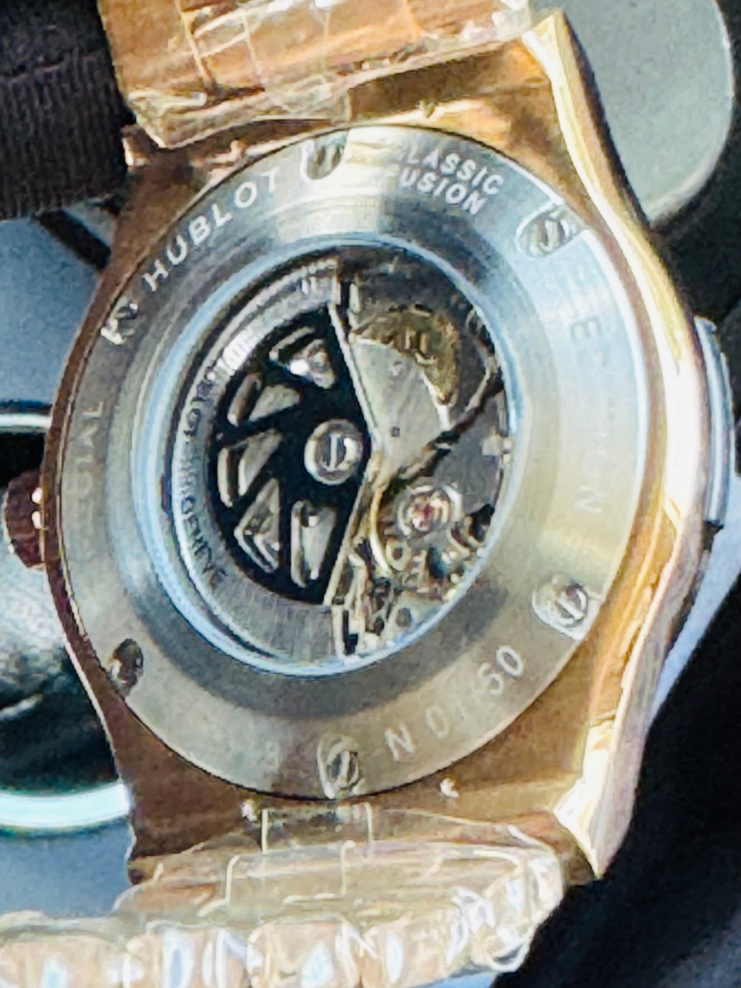 MÁXIMO LUJO! EXCLUSIVO HUBLOT AUTOMÁTICO CARATULA TIPO DIAMANTE 💎 Y LIJA! ELEGANCIA TOTAL!