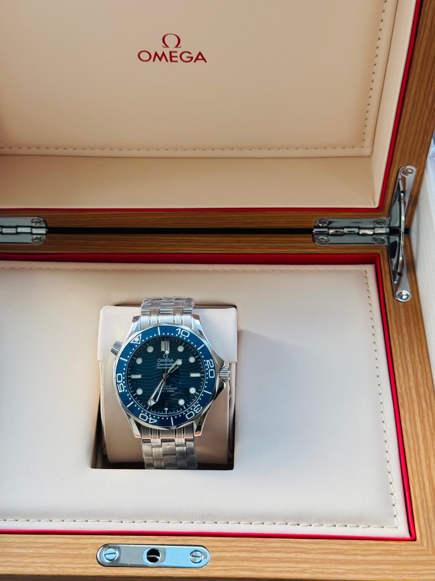 HERMOSO RELOJ OMEGA SEA MASTER AUTOMÁTICO ELEGANTE Y CASUAL!