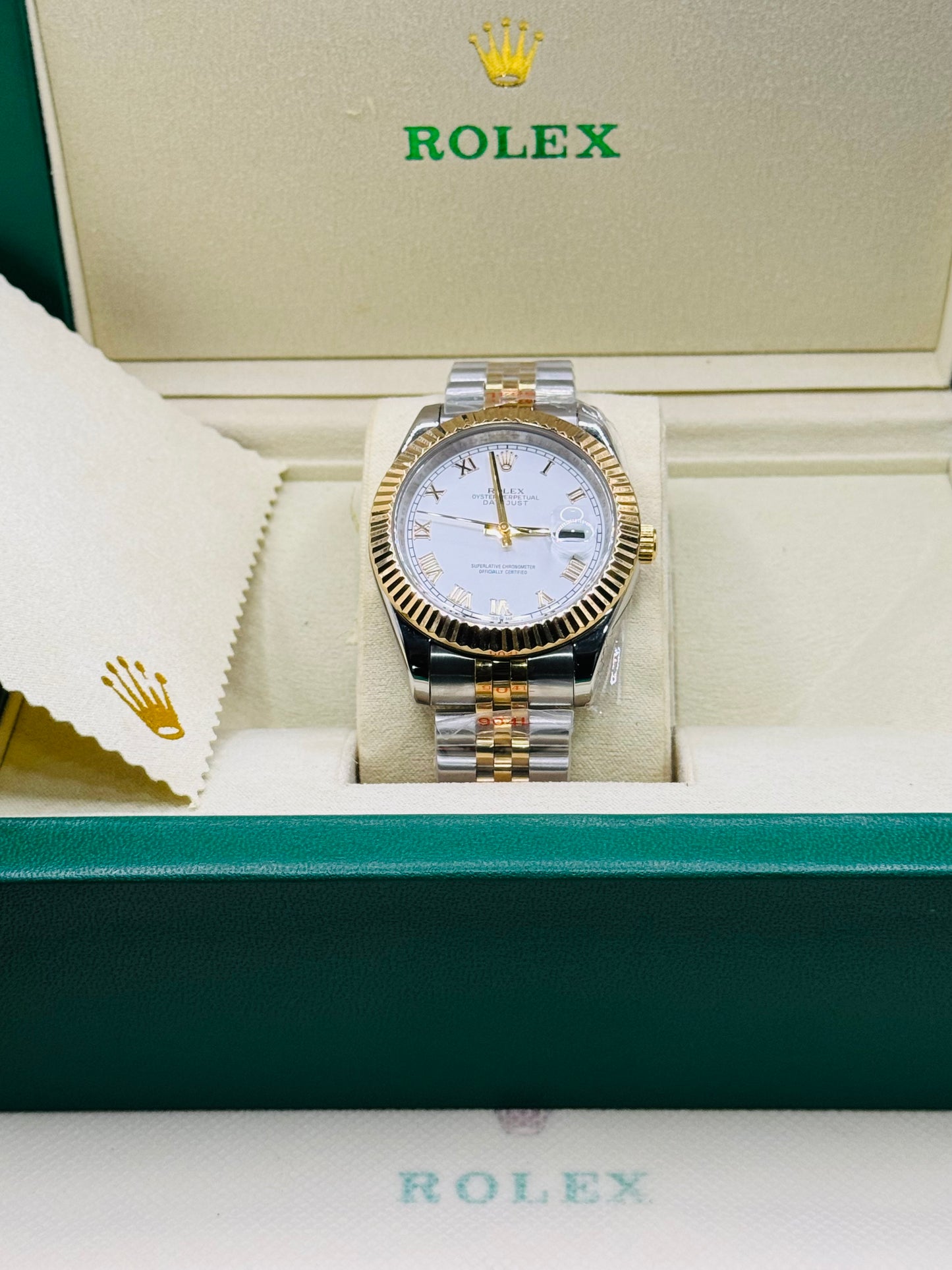 Clásico y Elegante Reloj Automático Mecánico OYSTER PERPETUAL-Luminoso-Fechador Favor de Pedir Información por WhatsApp al 99 81 92 84 65
