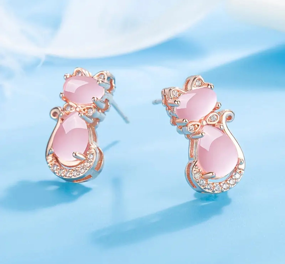 Originales y Hermosos Pendientes de Michis 🐈‍⬛ Hipoalergenicos con Plata ley 925 Aguja 🪡 Ideales para Regalo 🎁