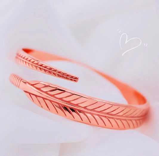 Hermosa Esclava de Cobre en Forma de  Pluma Unitallas- Unisex - Hipoalergenica Perfecto para Regalo