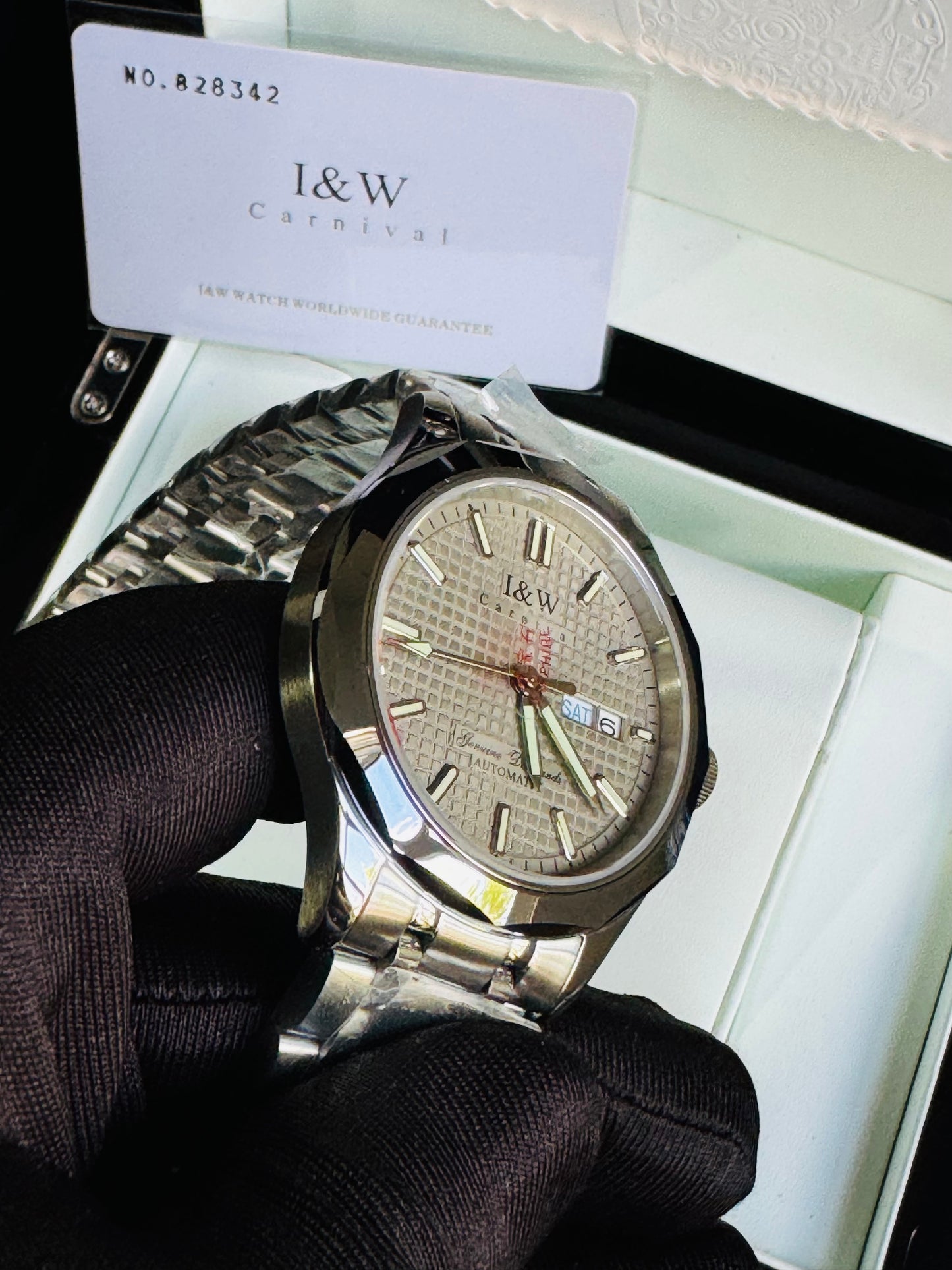 HERMOSO y ELEGANTE DISEÑO I&W AUTOMATICO- CRISTAL ZAFIRO-LUMINOSO-FECHADOR-DÍA DE LA SEMANA 💯% ORIGINAL
