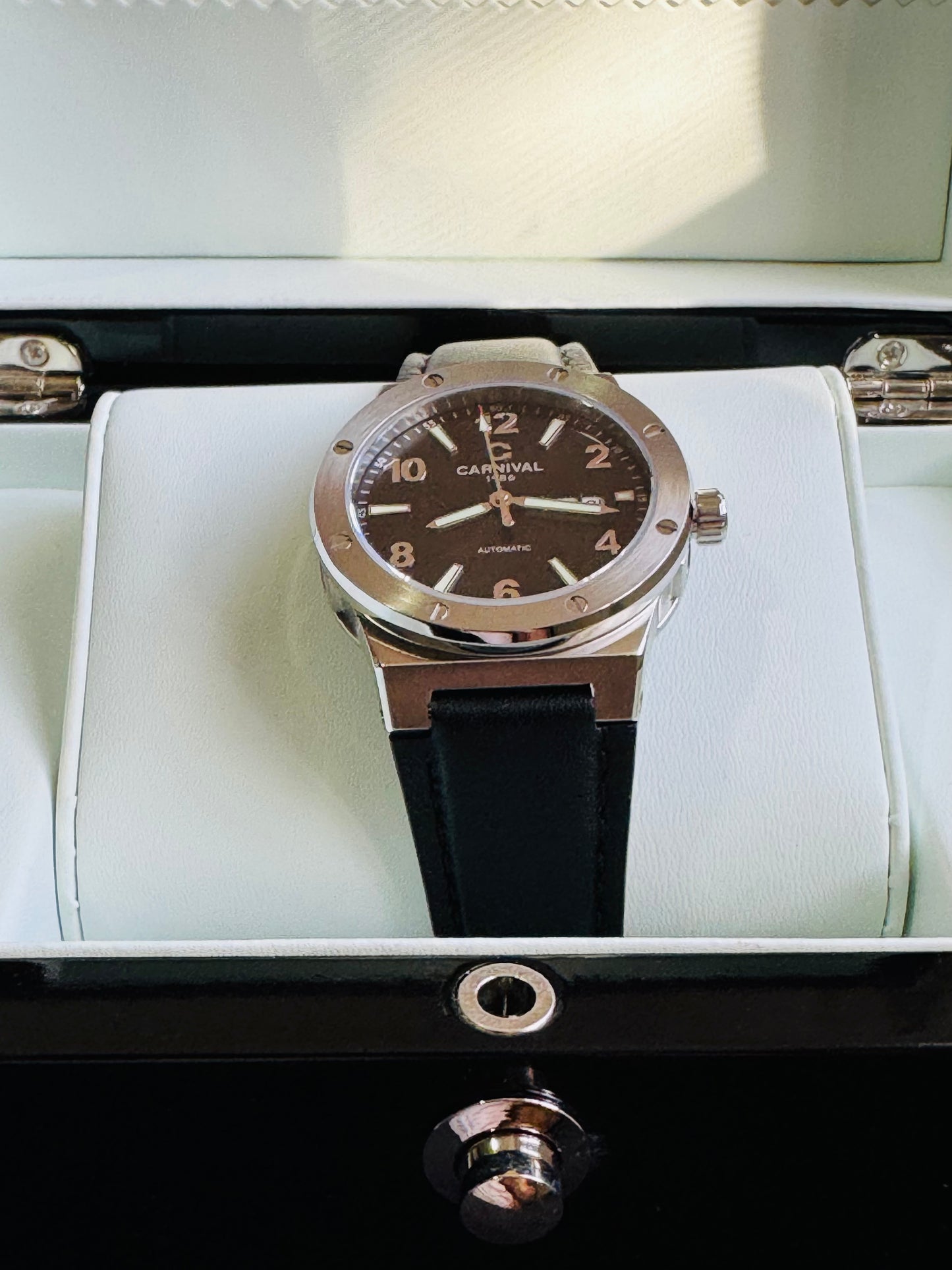 IMPECABLE RELOJ AUTOMÁTICO MECÁNICO DE GRAN CALIDAD MOVIMIENTO JAPONÉS MIYOTA-21 JOYAS- CRISTAL ZAFIRO-FECHADOR-SEMANARIO-A PRUEBA DE AGUA 30 MT. 💯% ORIGINAL