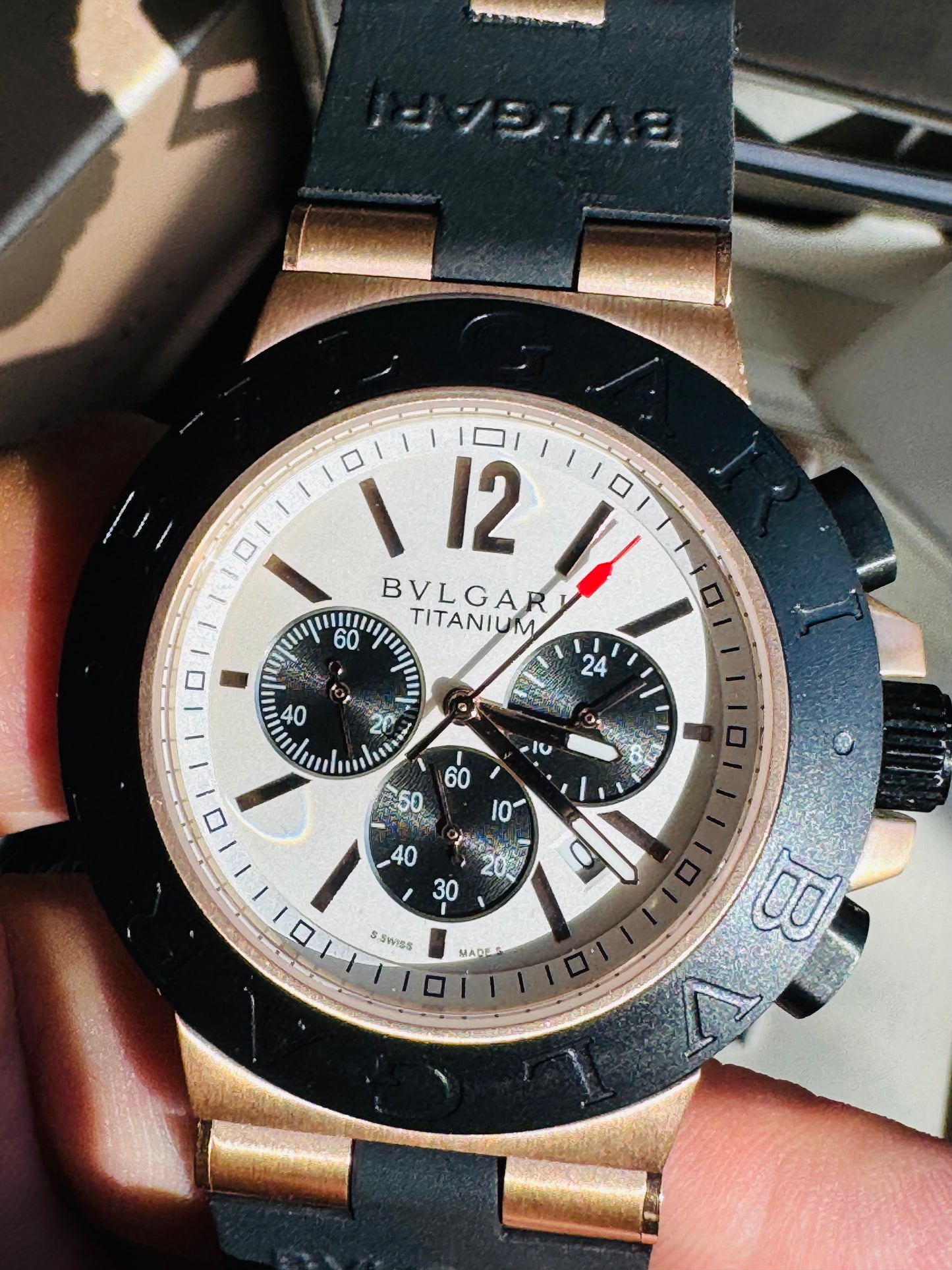 ESPECTACULAR RELOJ AUTOMÁTICO MULTIFUNCIONAL BVLGARI-CRONÓMETRO-SEGUNDERO-2 ZONAS HORARIAS-CRISTAL ZAFIRO-ETC