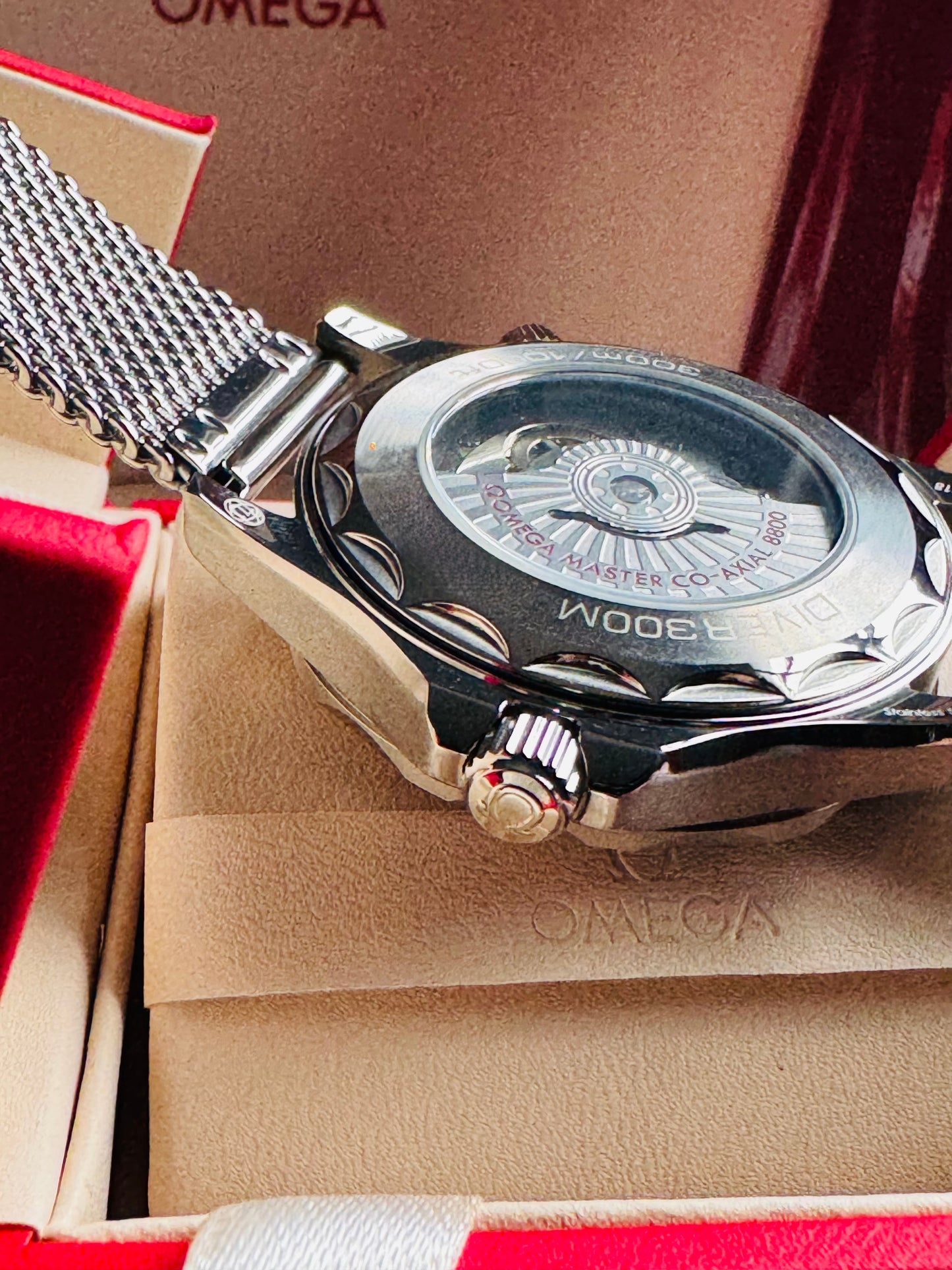 HERMOSO RELOJ AUTOMÁTICO MECÁNICO OMEGA SEAMASTER ACABADO DIAMANTADO