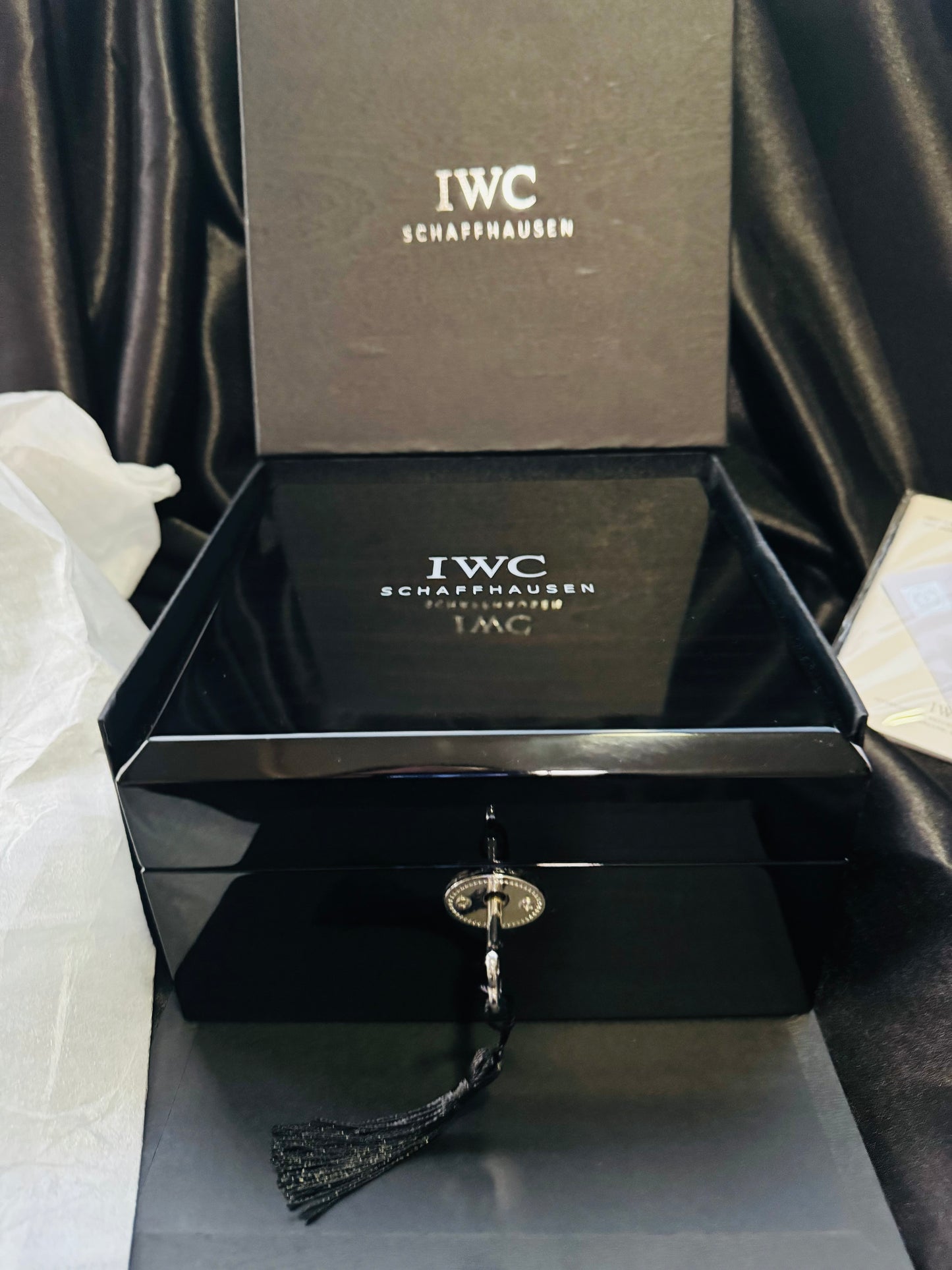 ELEGANTE Y EXCLUSIVO RELOJ AUTOMÁTICO IWC PILOTS WATCH