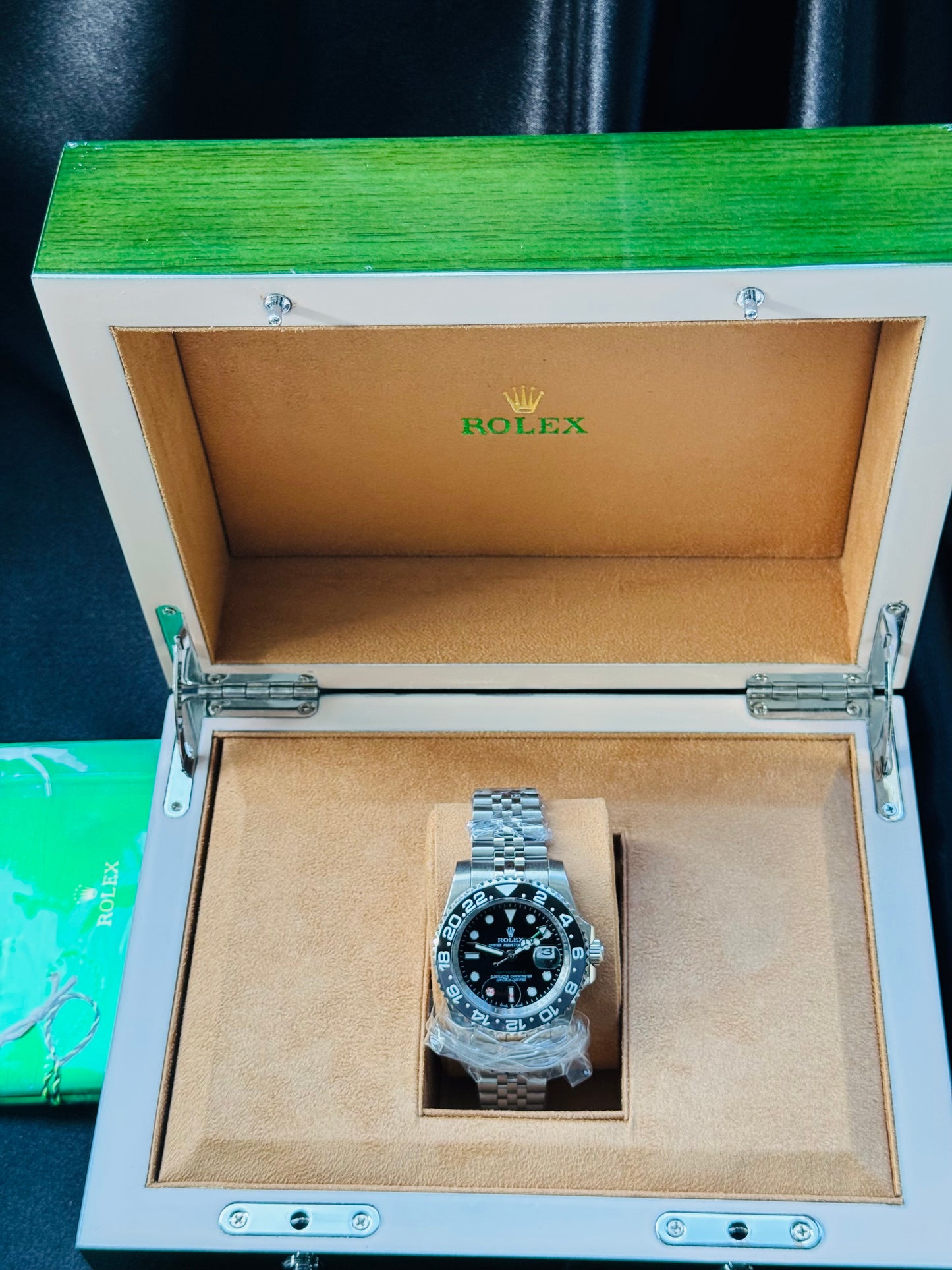 FAMOSO RELOJ AUTOMÁTICO MECÁNICO BRUCE WAYNE-GMT MASTER OYSTER PERPETUAL 2 ZONAS HORARIAS