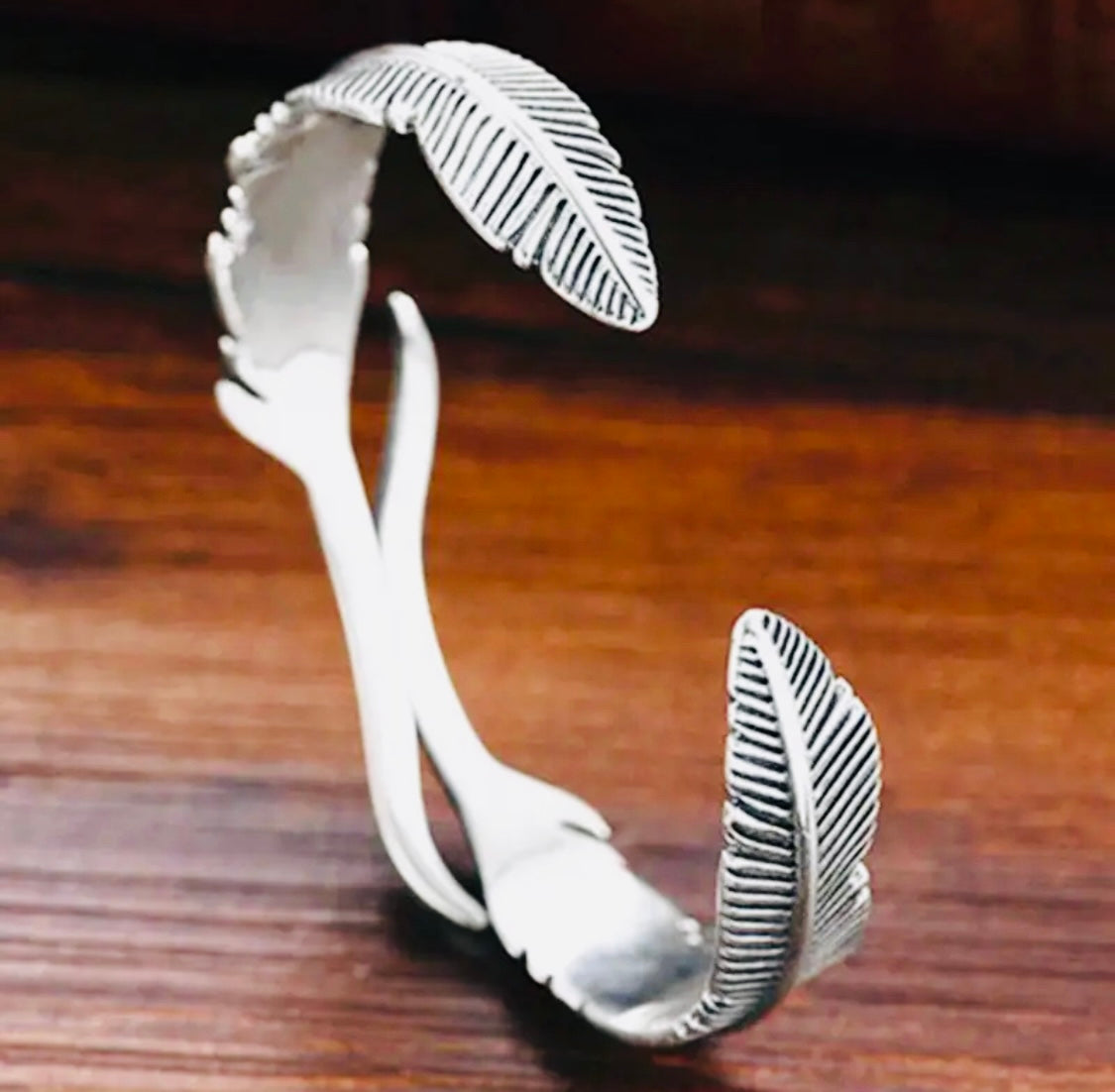 Hermosa Esclava en Forma 2 Plumas Unitallas- Unisex - Hipoalergenica Perfecto para Regalo