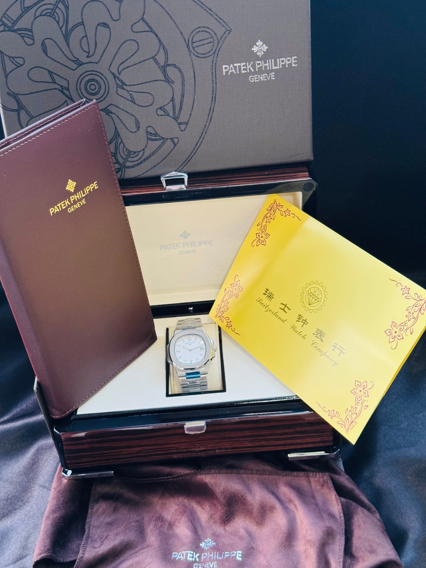 ELEGANCIA TOTAL  RELOJ AUTOMÁTICO PATEK PHILIPPE MULTIPLES COMPLICACIONES!