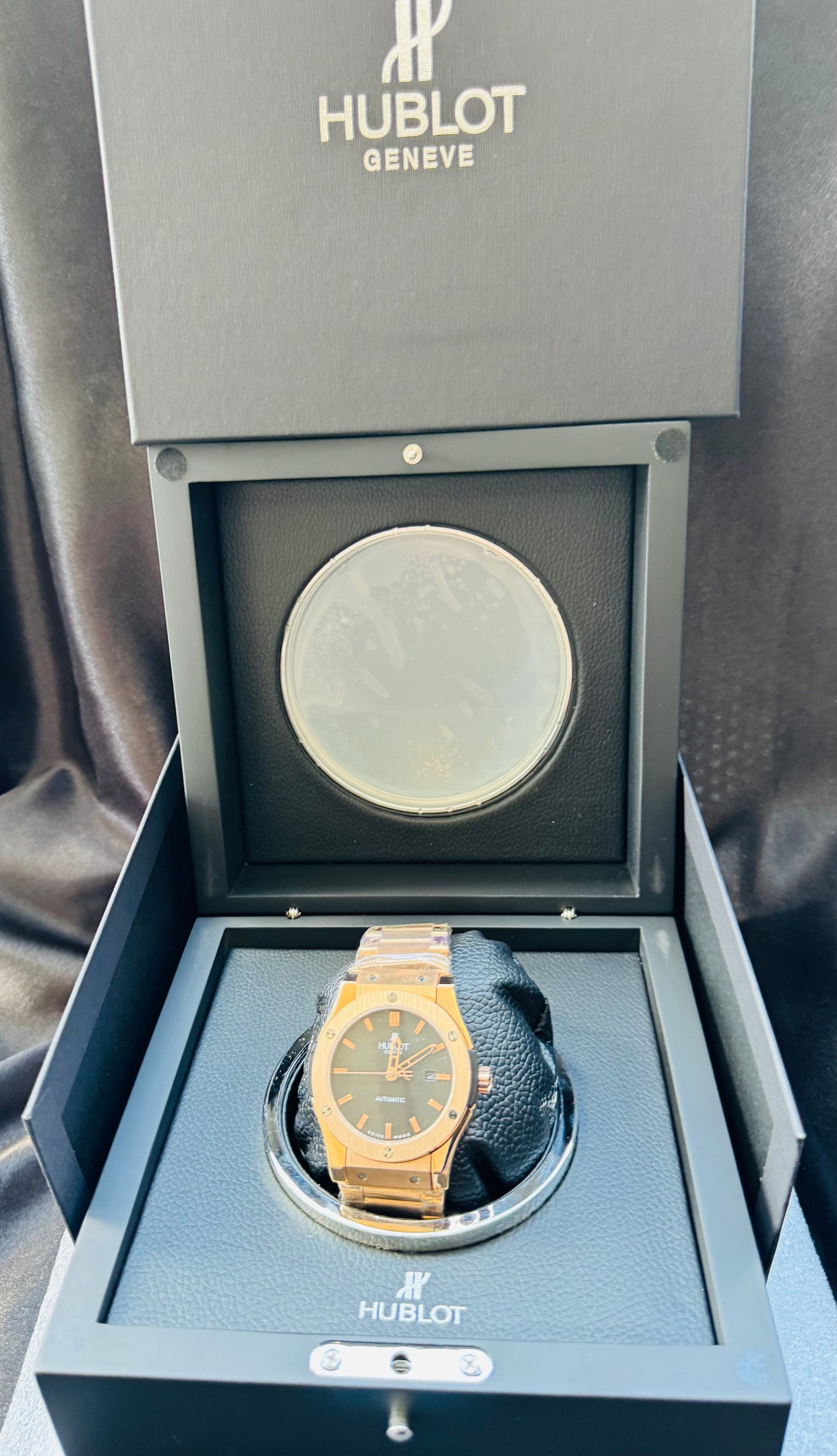 MÁXIMO LUJO! EXCLUSIVO HUBLOT AUTOMÁTICO CARATULA TIPO DIAMANTE 💎 Y LIJA! ELEGANCIA TOTAL!