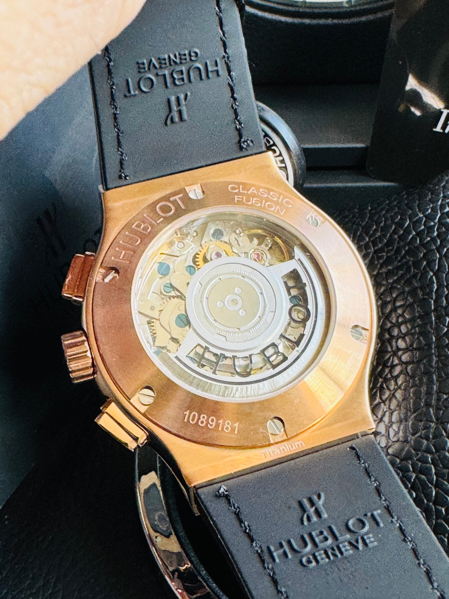 MÁXIMO LUJO RELOJ AUTOMÁTICO MECÁNICO HUBLOT - MÚLTIPLES COMPLICACIONES FUNCIONALES -CRISTAL ZAFIRO-21 JOYAS-MÁXIMA ELEGANCIA!!!