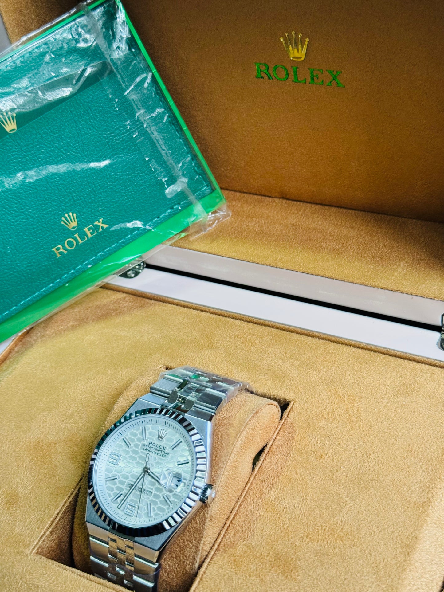 ÚNICO Y EXCLUSIVO RELOJ ROLEX OYSTER PERPETUAL LAND DWELLER- FECHADOR-39 JOYAS 💎 -CRISTAL ZAFIRO- ULTIMO MODELO Y DISEÑO! MÁXIMA ELEGANCIA!!!