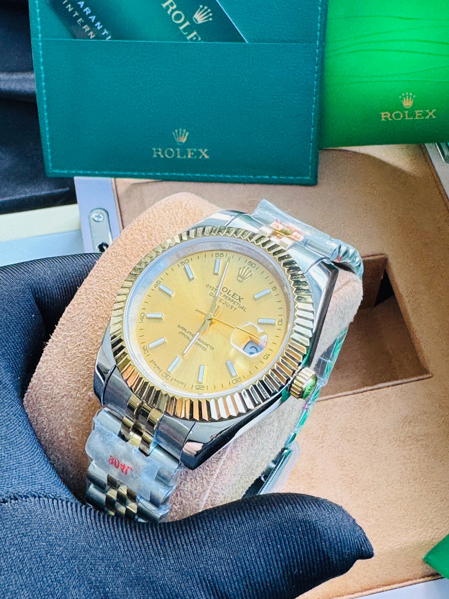ELEGANTE RELOJ AUTOMÁTICO DATE JUST-OYSTER PERPETUAL ATEMPORAL