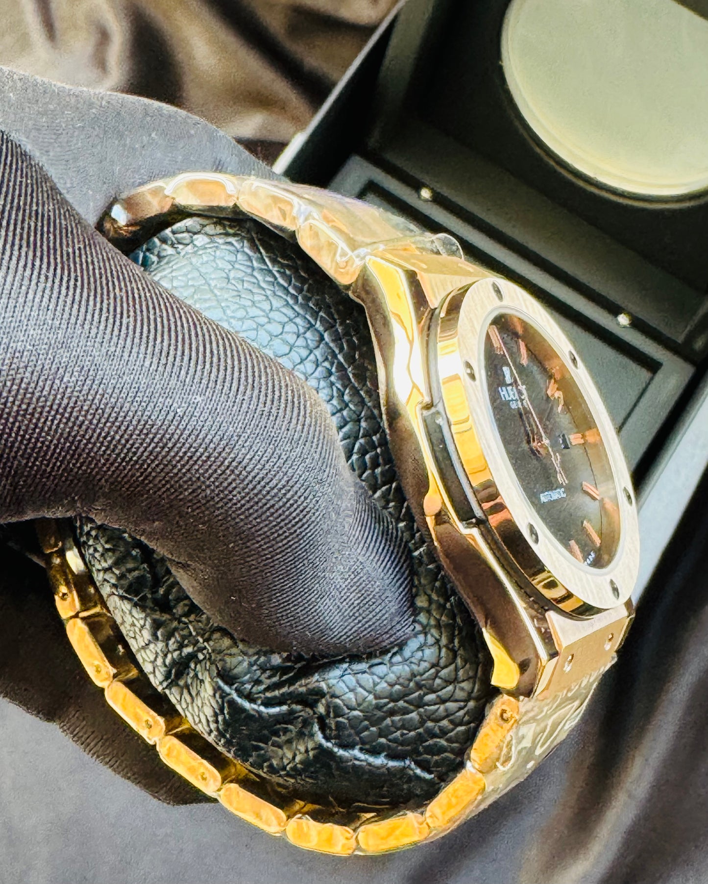 MÁXIMO LUJO! EXCLUSIVO HUBLOT AUTOMÁTICO CARATULA TIPO DIAMANTE 💎 Y LIJA! ELEGANCIA TOTAL!