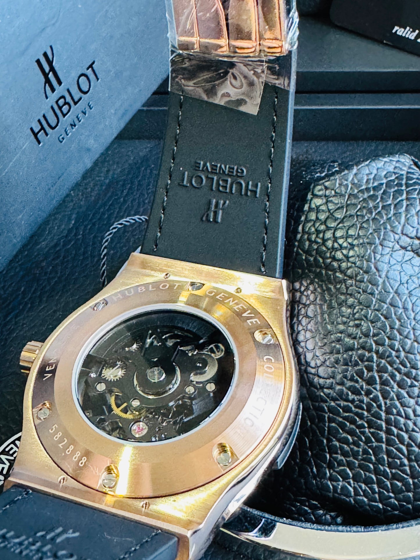 ESPECTACULAR RELOJ HUBLOT SKELETON AUTOMÁTICO MECÁNICO- CRISTAL ZAFIRO MÁXIMO LUJO!!!

PRECIO: A TRATAR 

VENTAS SOLO EN CANCÚN 

INFORMACION POR WhatsApp 99 81 92 84 65.

NO SE HACEN ENVÍOS 🚚