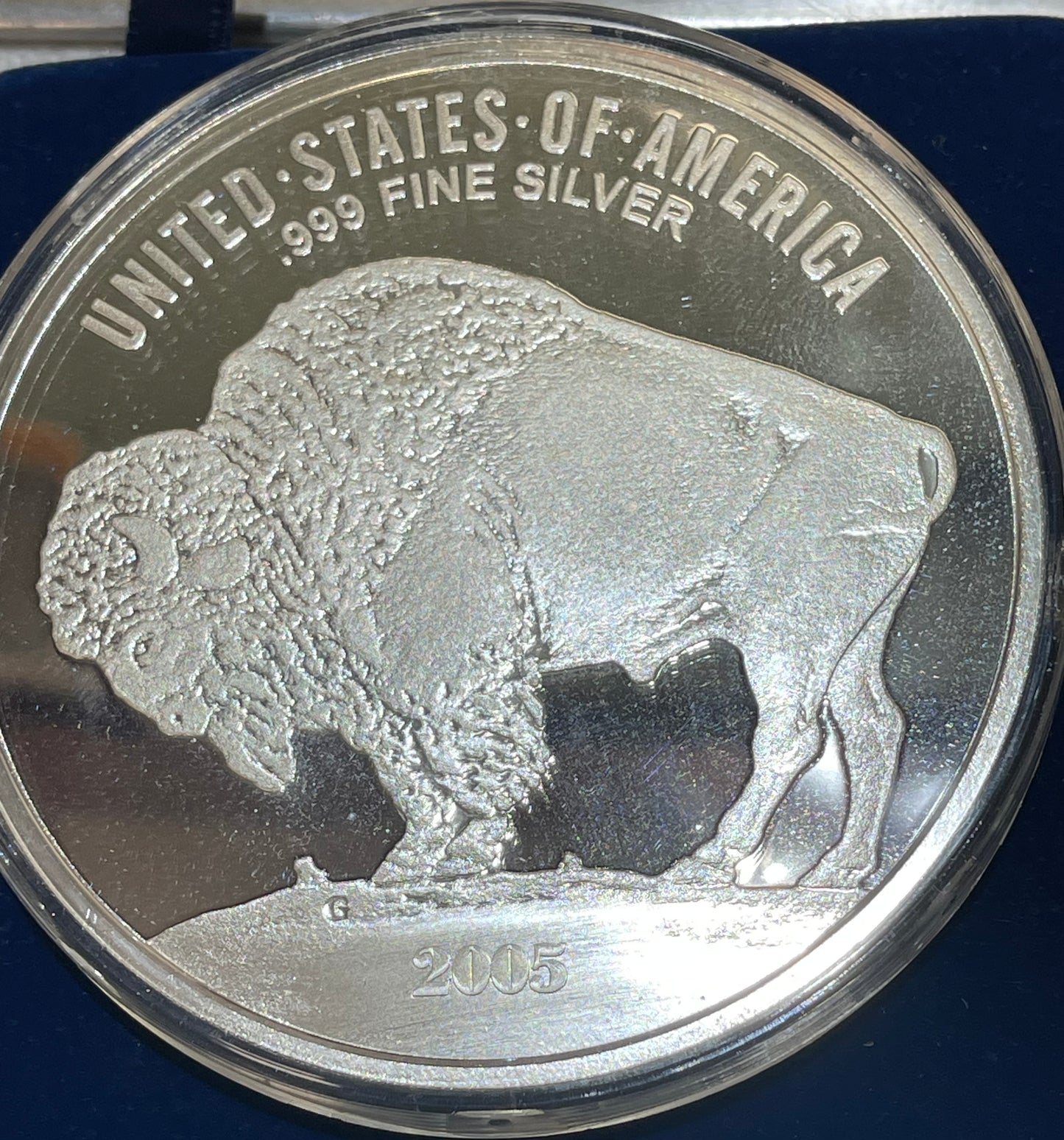 Hermosa Moneda Cabeza de Búfalo de 8 onzas Plata .999 - 2005